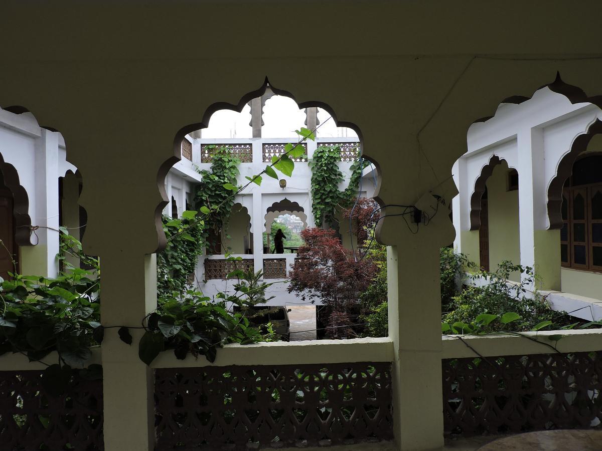 Radhika Palace Hotel Pushkar Esterno foto